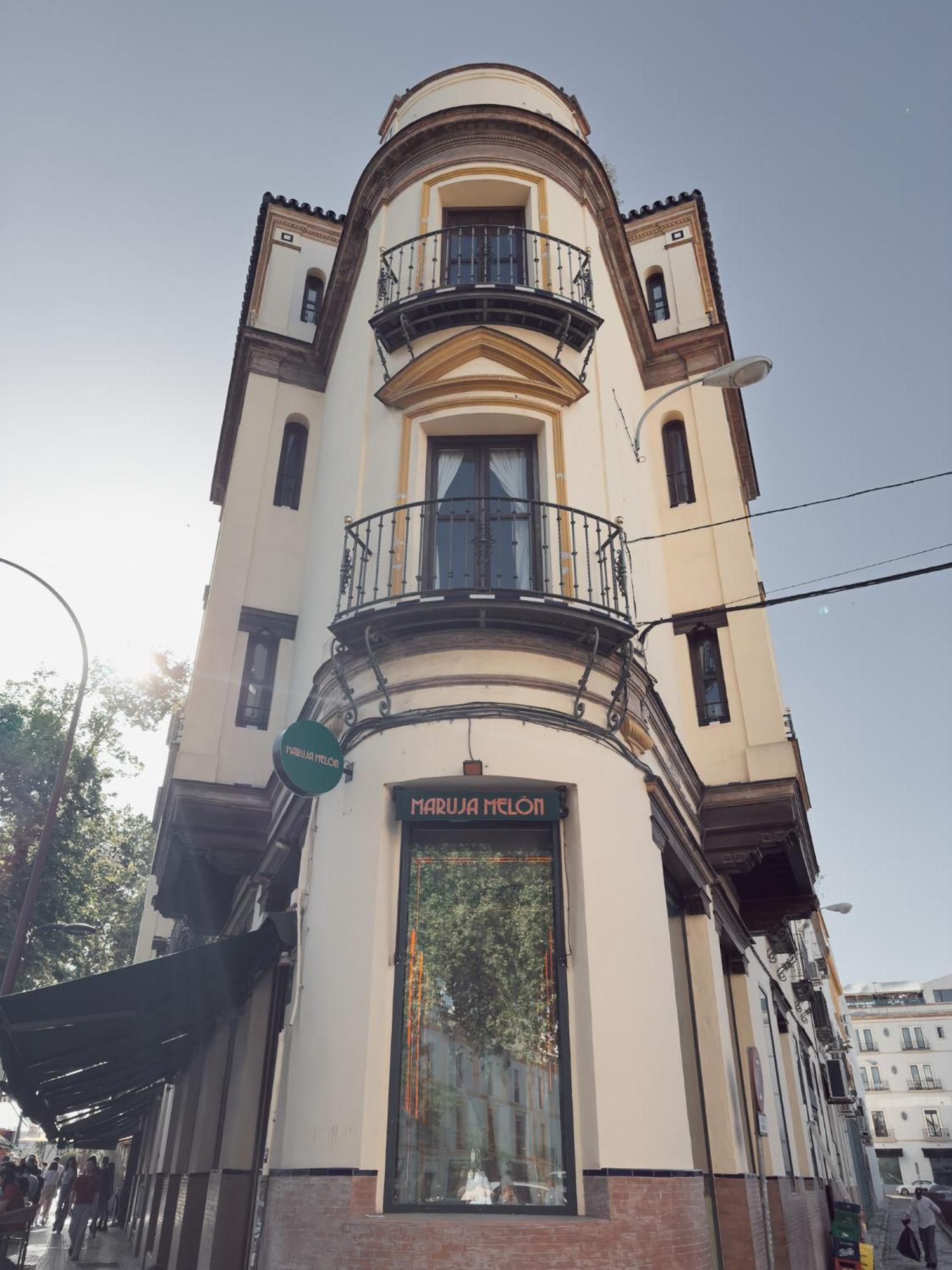 Monkeys Apartments Adriano & Terrace Sevilla Bagian luar foto