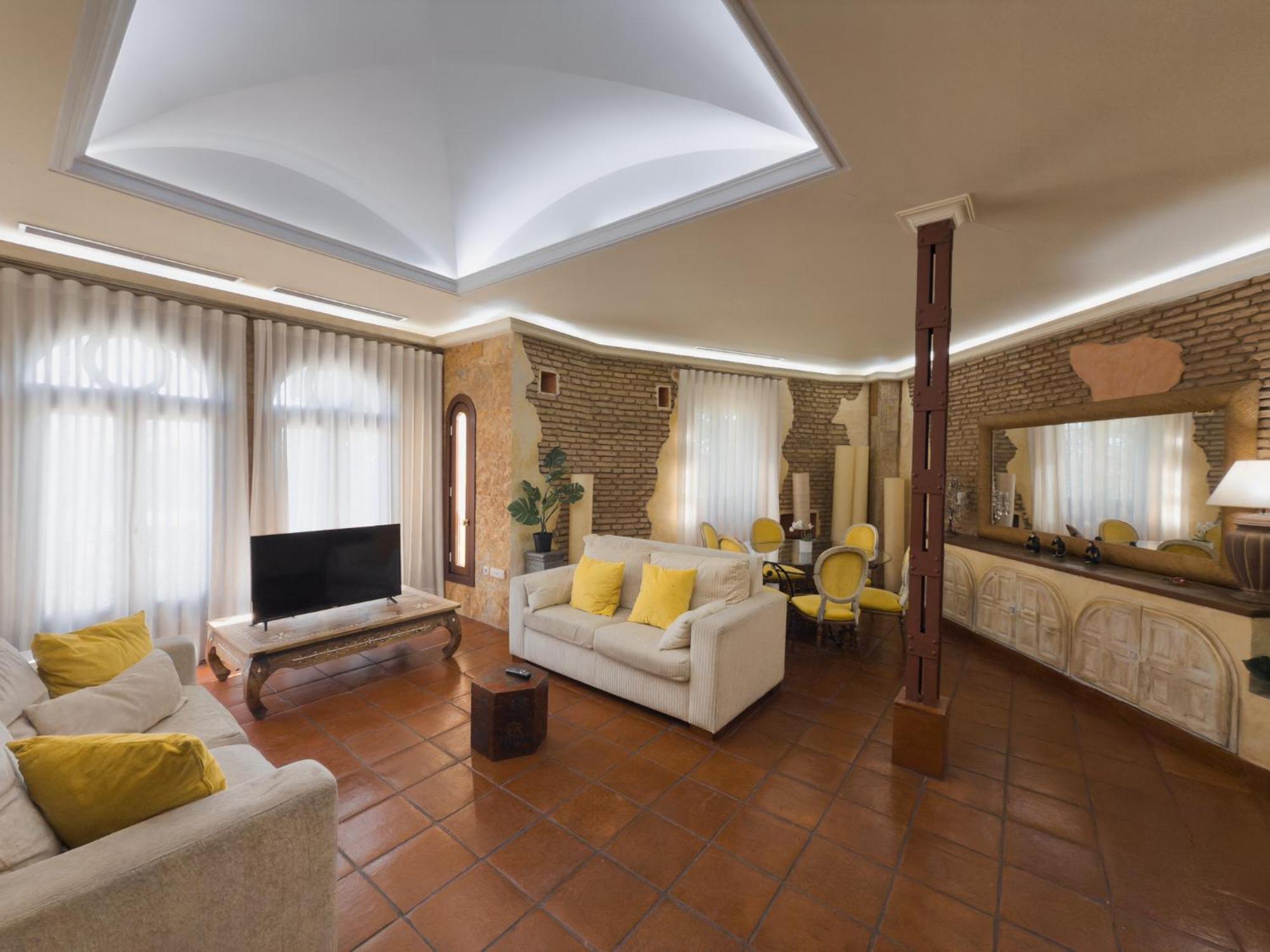 Monkeys Apartments Adriano & Terrace Sevilla Bagian luar foto